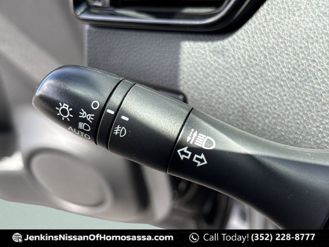 Certified 2022 Nissan Rogue Sport SV FWD image 42
