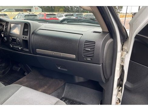 Used 2012 GMC Sierra 2500 SLE image 17