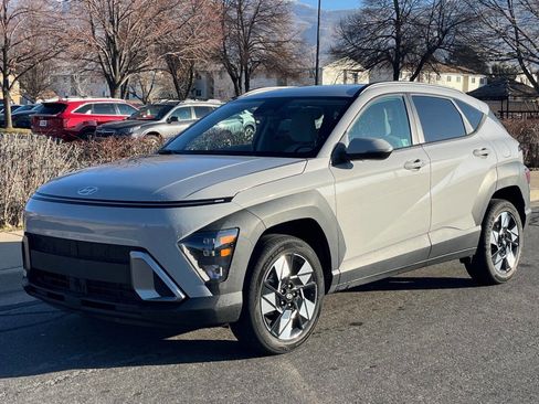 Used 2024 Hyundai Kona SEL image 8