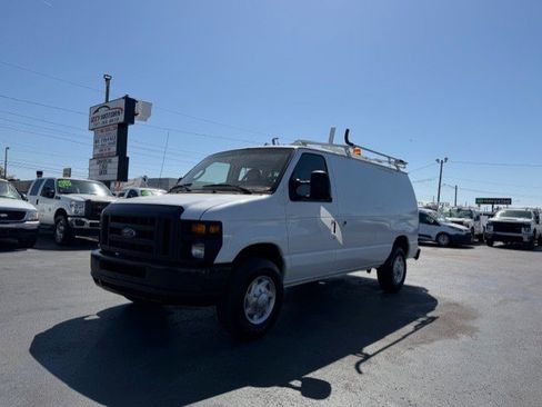 Used 2009 Ford E-350 and Econoline 350 Super Duty image 2