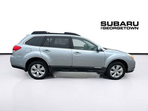 Used 2012 Subaru Outback 2.5i Premium image 9