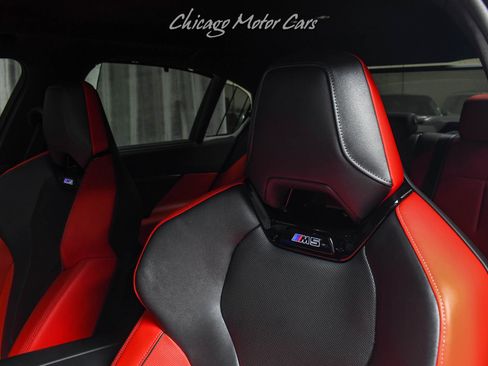 Used 2025 BMW M5 w/ Carbon Package image 18