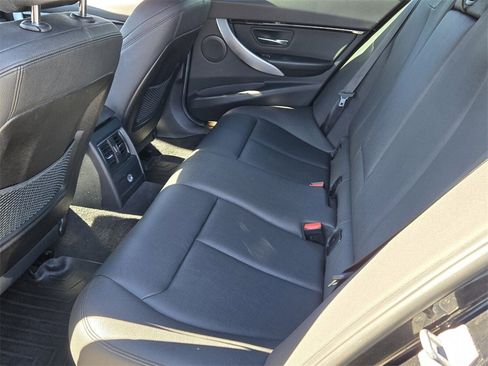 Used 2018 BMW 330e w/ Convenience Package image 11