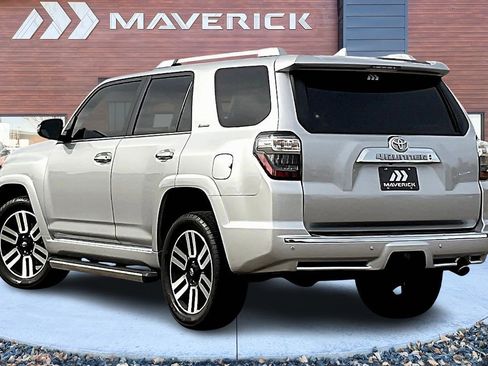 Used 2022 Toyota 4Runner Limited image 4