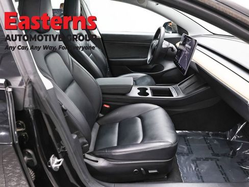 Used 2021 Tesla Model 3 Standard Range Plus image 21