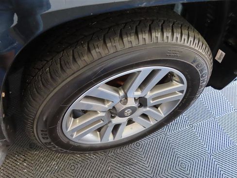 Used 2023 Toyota 4Runner TRD Sport AWD/4WD image 9