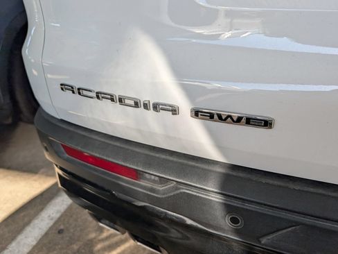 Used 2025 GMC Acadia AT4 AWD/4WD image 10