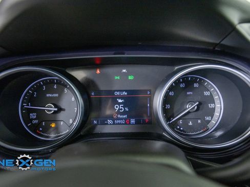 Used 2022 Buick Encore GX Preferred w/ Cold Weather Comfort Package AWD/4WD image 16