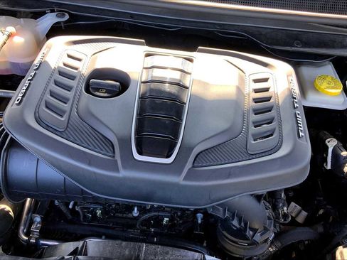 Used 2024 Jeep Grand Wagoneer L Series III image 31