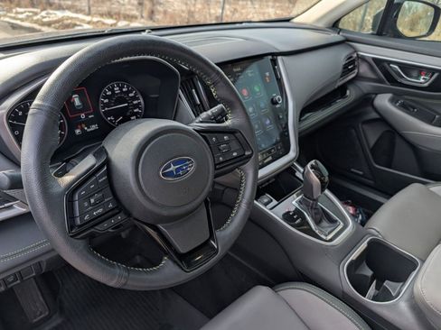 Used 2025 Subaru Outback Onyx Edition image 27