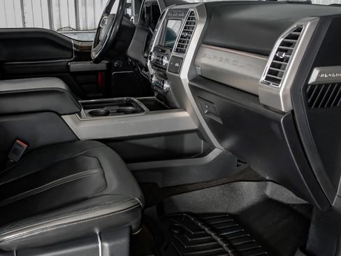 Used 2017 Ford F250 Platinum w/ Platinum Ultimate Package image 12