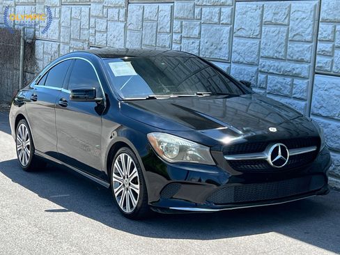 Used 2018 Mercedes-Benz CLA 250 w/ Convenience Package image 3