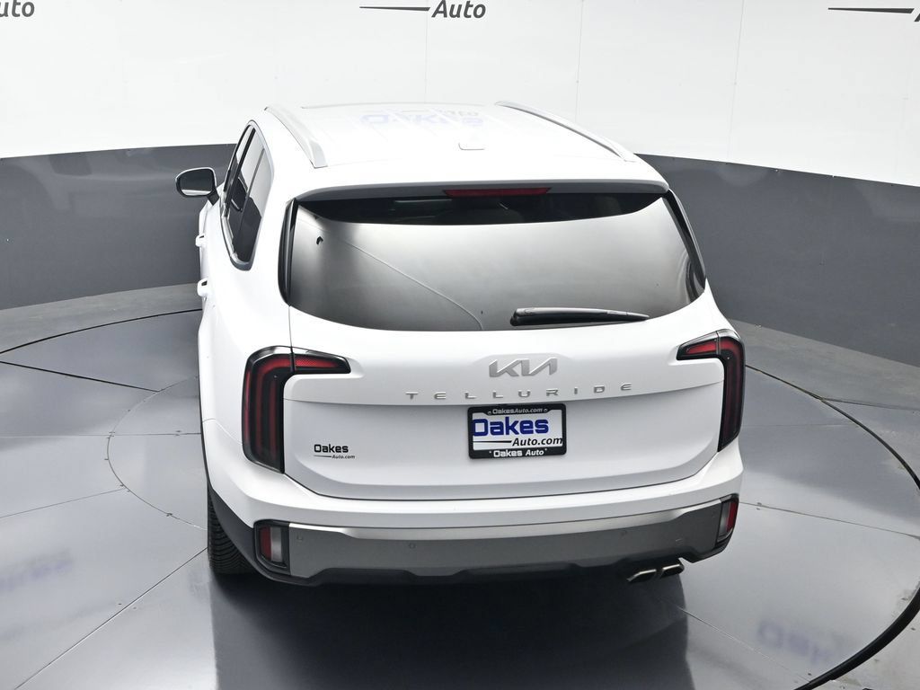 Used 2025 Kia Telluride EX w/ EX Captain's Chair Package FWD image 54