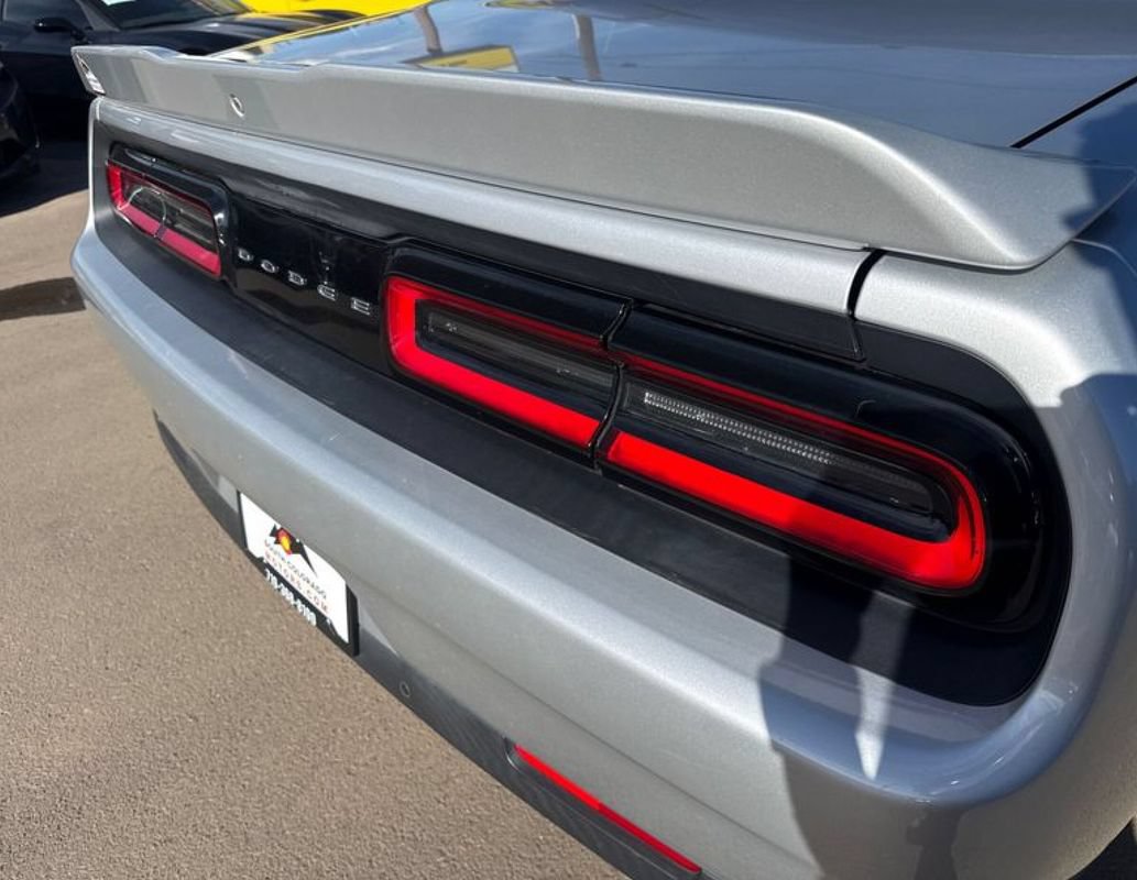 Used 2020 Dodge Challenger R/T RWD image 10