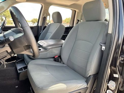 Used 2015 RAM 1500 Express AWD/4WD image 11