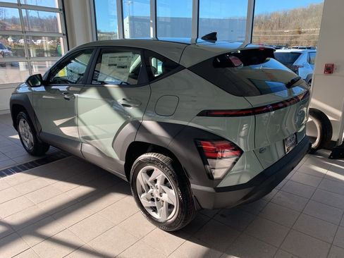 New 2026 Hyundai Kona SE image 12