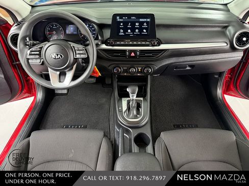 Used 2020 Kia Forte LXS FWD image 35