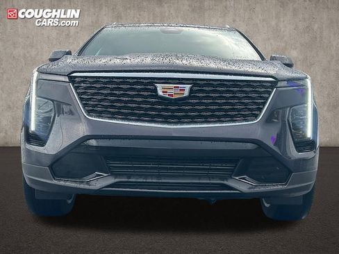 New 2025 Cadillac XT4 Premium Luxury image 2