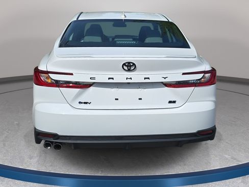 Used 2026 Toyota Camry SE FWD image 6