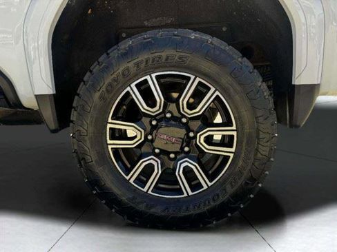 Used 2021 GMC Sierra 2500 AT4 w/ AT4 Premium Plus Package AWD/4WD image 61