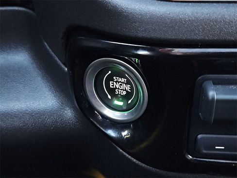 Certified 2024 Chevrolet Silverado 1500 ZR2 w/ Technology Package image 29