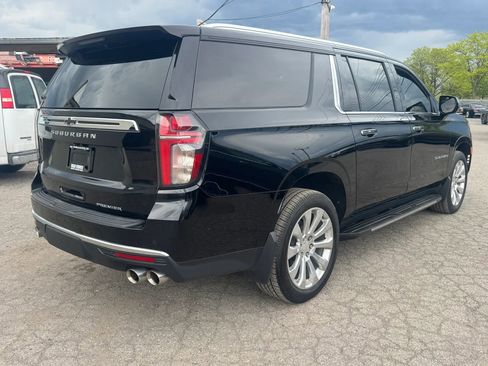 Used 2022 Chevrolet Suburban Premier AWD/4WD image 6