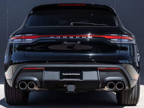 Certified 2026 Porsche Macan S AWD/4WD image 10