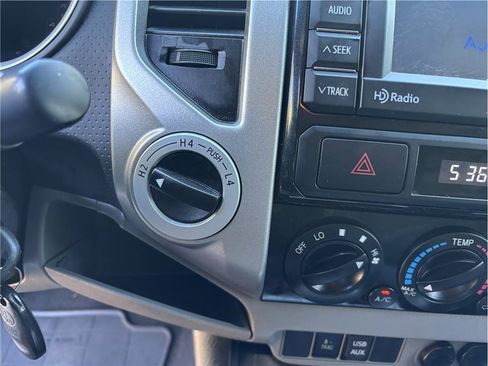 Used 2012 Toyota Tacoma 4x4 Double Cab w/ TRD Off-Road Pkg image 13