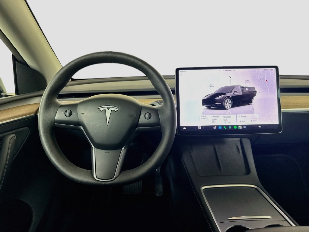 Used 2024 Tesla Model Y Long Range AWD/4WD image 21