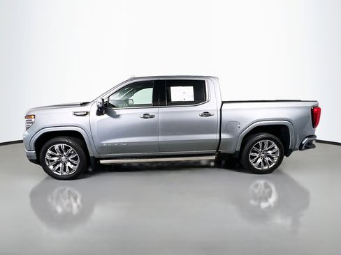 Used 2025 GMC Sierra 1500 Denali w/ Denali Reserve Package AWD/4WD image 8