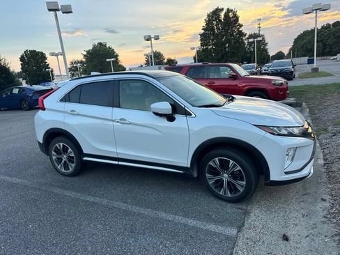 Used 2019 Mitsubishi Eclipse Cross SEL AWD/4WD image 3