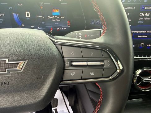 Used 2025 Chevrolet Blazer EV RS AWD/4WD image 32