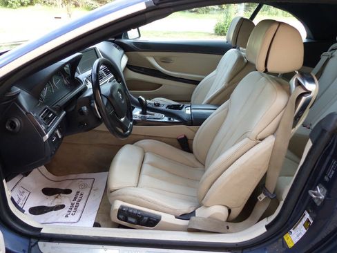 Used 2012 BMW 650i Convertible RWD image 29