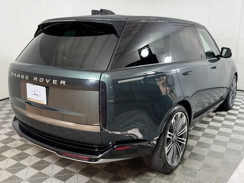 Certified 2024 Land Rover Range Rover SE image 7