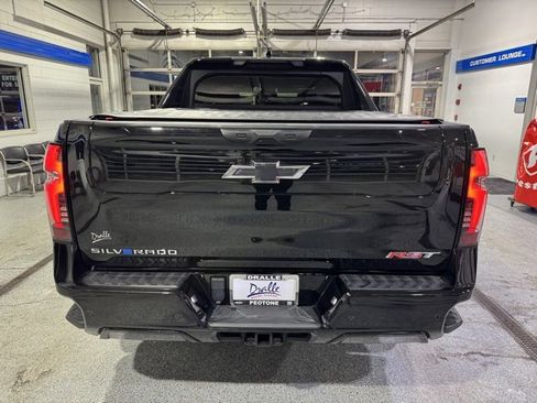 Used 2024 Chevrolet Silverado EV RST image 10