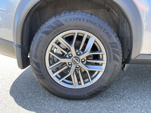 Used 2022 Nissan Rogue S AWD/4WD image 20