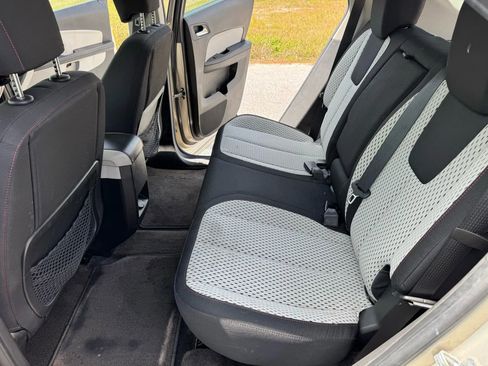 Used 2011 Chevrolet Equinox LS w/ Bluetooth Package image 13