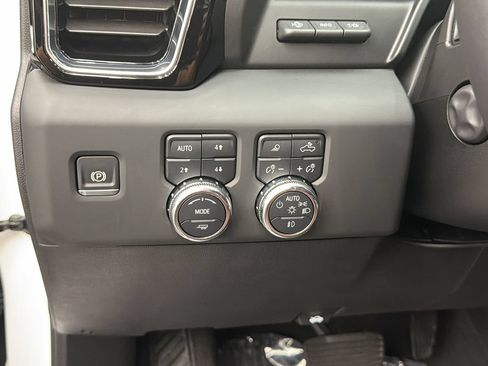 Used 2025 GMC Sierra 1500 Denali Ultimate AWD/4WD image 30