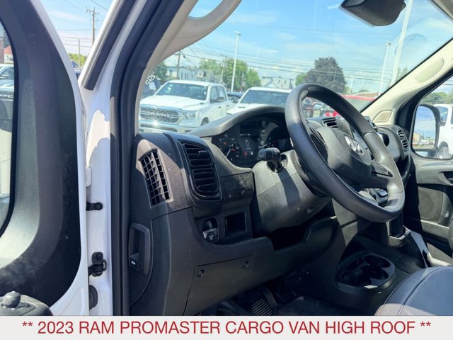 Used 2023 RAM ProMaster 2500 w/ Convenience Group FWD image 9