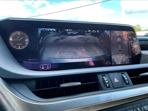 Used 2021 Lexus ES 350 Ultra Luxury w/ Accessory Package 2 image 25