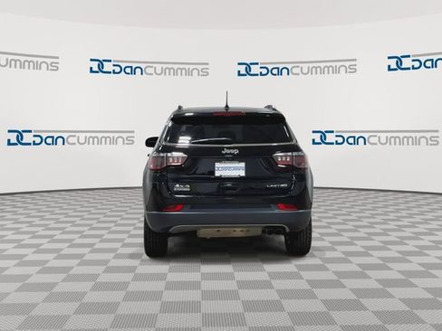 Used 2021 Jeep Compass Limited w/ Sun and Sound Group AWD/4WD image 8