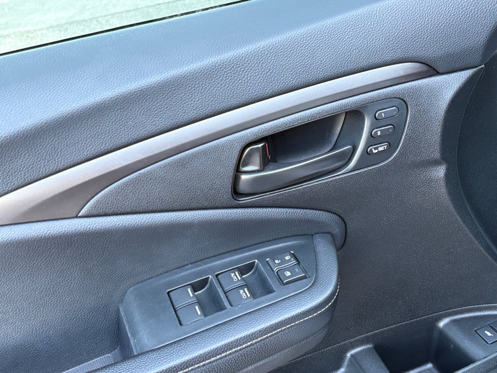 Used 2022 Honda Passport EX-L image 17