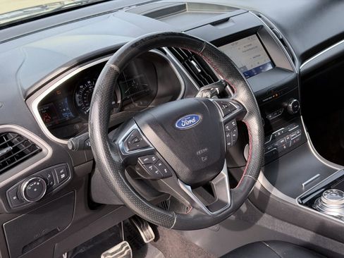 Used 2020 Ford Edge ST-Line w/ Cold Weather Package image 37