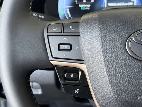 New 2026 Toyota Crown Signia AWD/4WD image 22