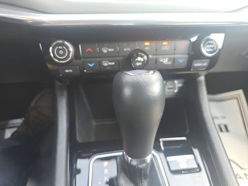 Used 2024 Jeep Compass Limited AWD/4WD image 16