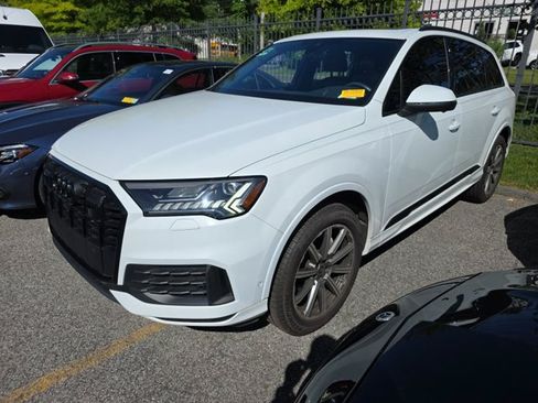 Used 2023 Audi Q7 2.0T Premium Plus w/ Premium Plus Package AWD/4WD image 15