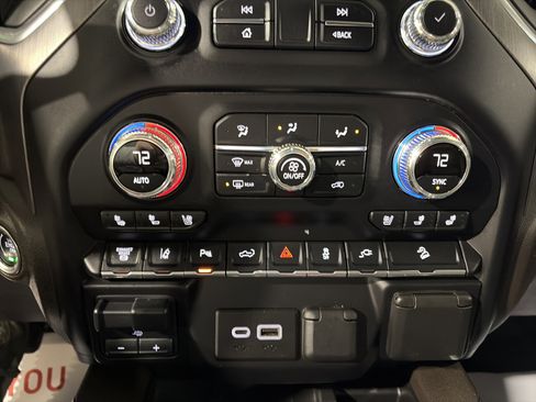 Used 2020 GMC Sierra 2500 Denali w/ Denali Ultimate Package image 39