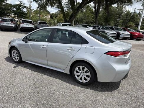 Certified 2025 Toyota Corolla LE w/ Convenience Package FWD image 4