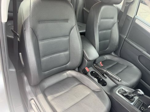 Used 2013 Volkswagen Jetta SE FWD image 9