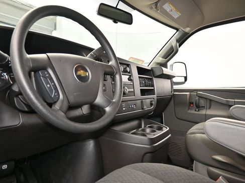 Used 2024 Chevrolet Express 2500 w/ Driver Convenience Package image 12